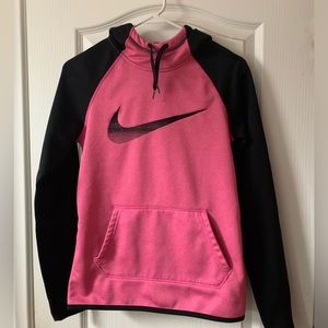 Nike Therma-Fit Hoodie